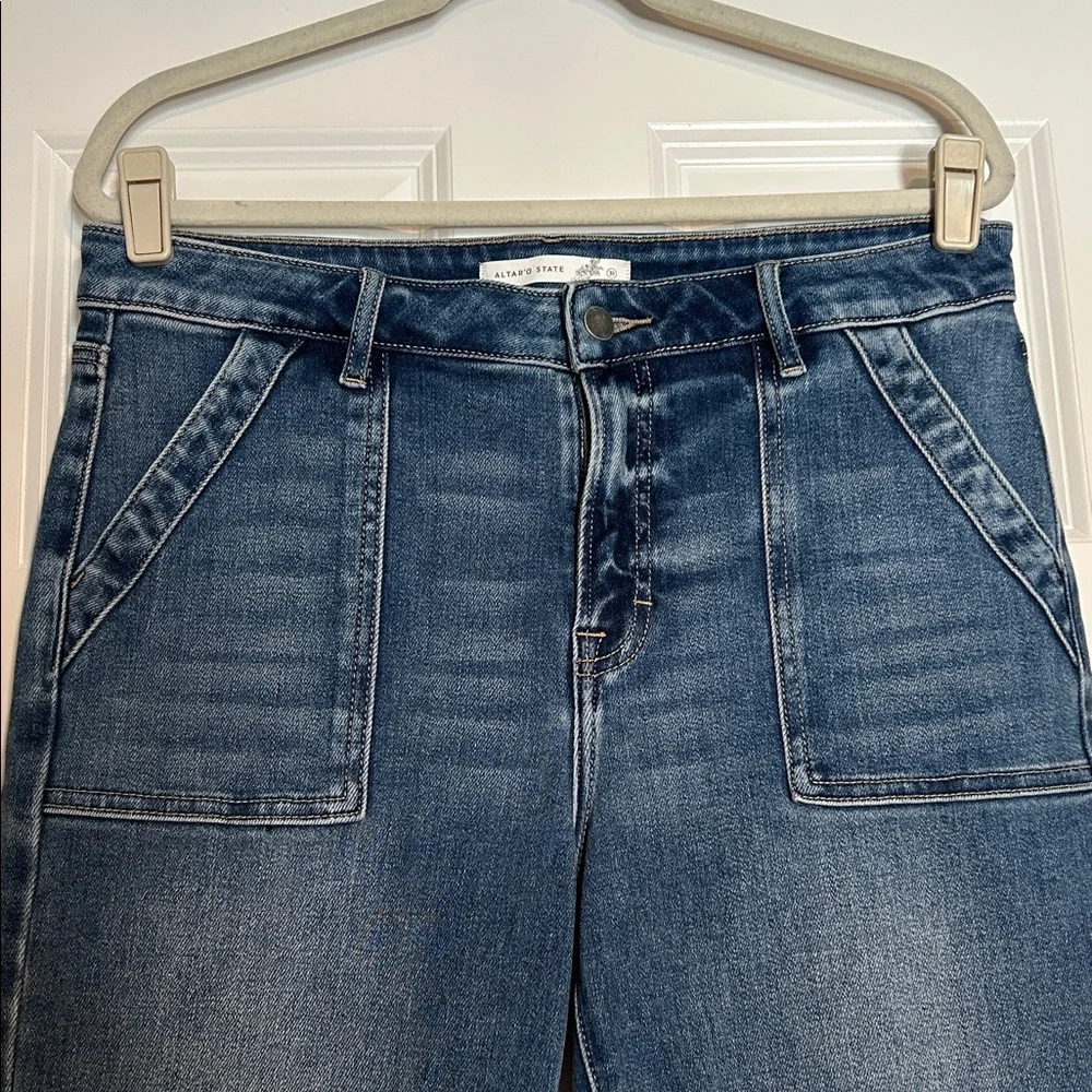 Altar'd State Cropped Bootcut Distressed Hem Jean Women's Size 12 / 31 - Picture 2 of 6